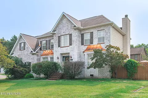 1872 Southcliff Dr, Maryville, TN 37803