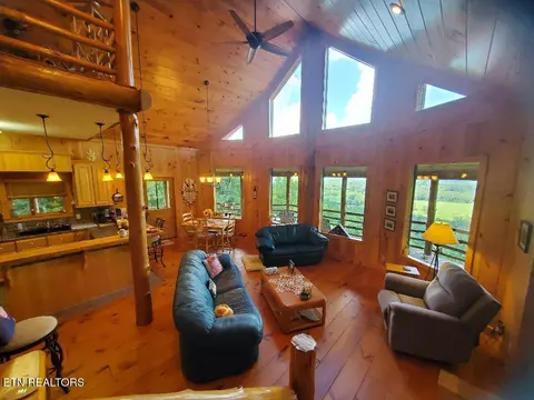 Living - 636 Shug Mount Rd, Oneida, TN 37841 photo 1 of 5