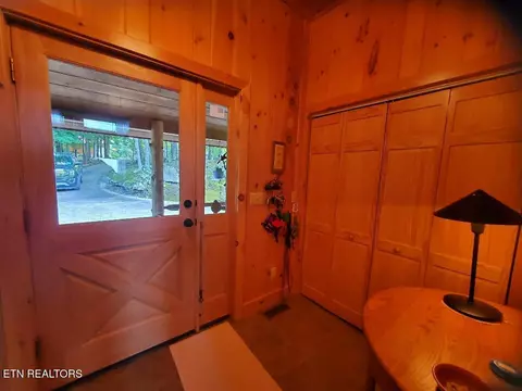Entry Way - 636 Shug Mount Rd, Oneida, TN 37841 photo 1 of 1