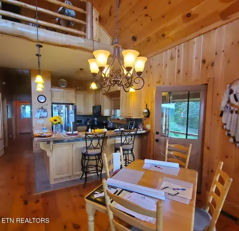 Dining - 636 Shug Mount Rd, Oneida, TN 37841 photo 1 of 2