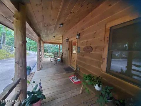 Exterior - 636 Shug Mount Rd, Oneida, TN 37841 photo 12 of 13