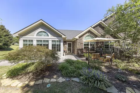 708 Pryse Farm Blvd, Knoxville, TN 37934