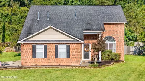 8731 Tigris Pointe Ln, Knoxville, TN 37924