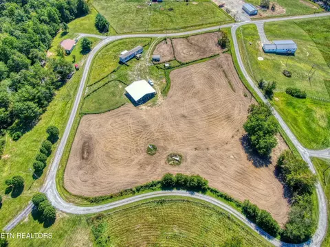 831 Fritzsche Lp, Jamestown, TN 38556