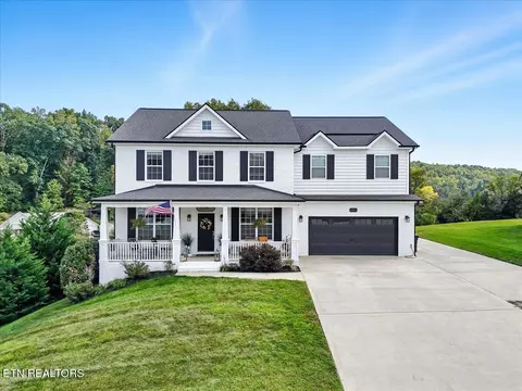 2223 Hickory Crest Ln, Knoxville, TN 37932