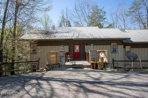 520 Proffit Ln #1, Gatlinburg, TN 37738