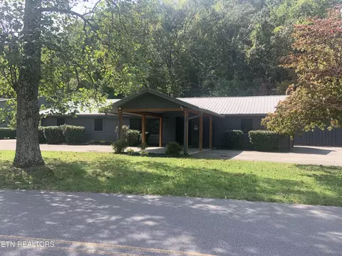 2824 Willa View Dr, Pigeon Forge, TN 37863