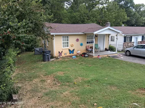 3334 Mcpherson St, Knoxville, TN 37921