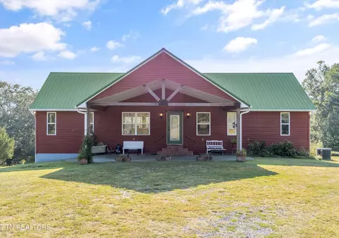 583 County Road 804, Etowah, TN 37331