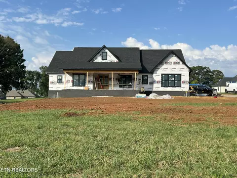 915 Sophie Dr, Greenback, TN 37742