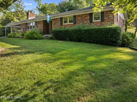 130 Carden Ln, Rocky Top, TN 37769