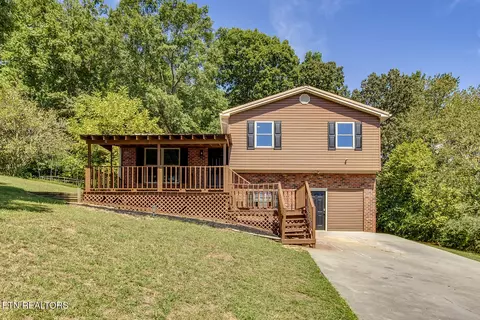 1220 Mountain View Cir, Etowah, TN 37331