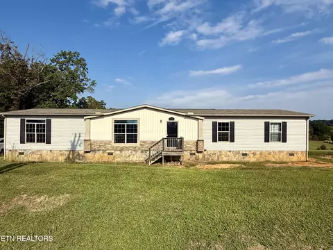 1115 Oak Grove Rd, Madisonville, TN 37354