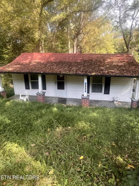 346 Wolfenbarger Ln, Luttrell, TN 37779