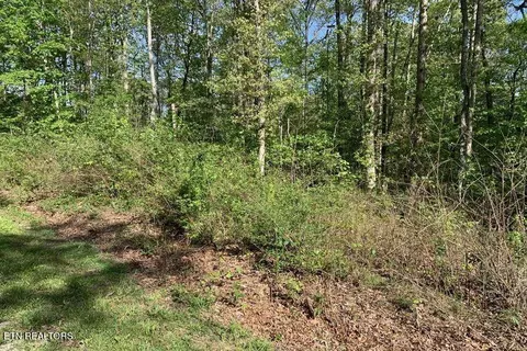 4034 Chica Rd, Crossville, TN 38572