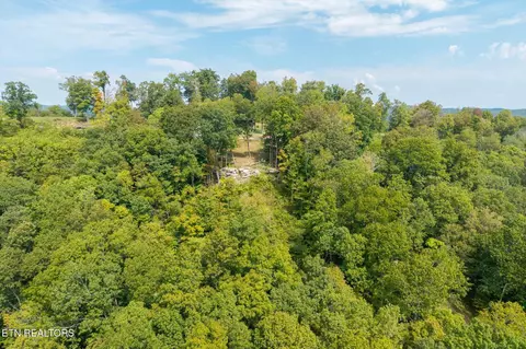 300 E Rockfish Rd, Hilham, TN 38568 photo 6