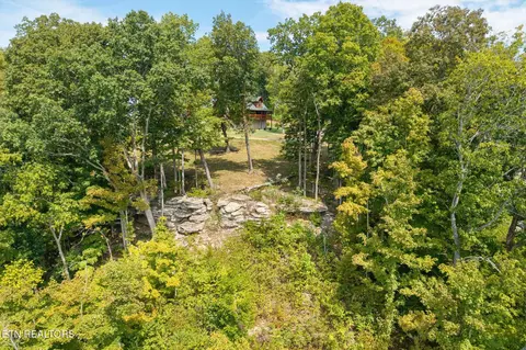 300 E Rockfish Rd, Hilham, TN 38568 photo 17