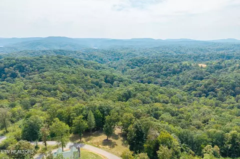 300 E Rockfish Rd, Hilham, TN 38568 photo 10