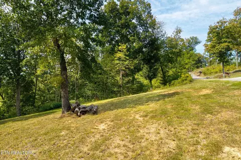 300 E Rockfish Rd, Hilham, TN 38568 photo 14