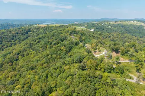 300 E Rockfish Rd, Hilham, TN 38568 photo 3