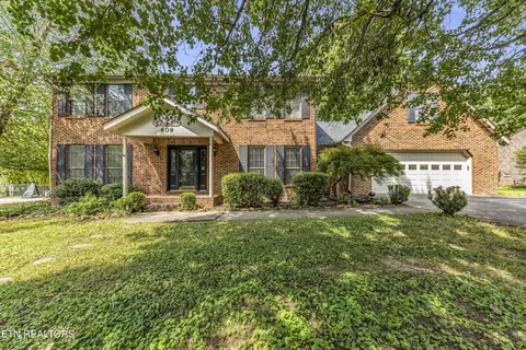 609 Lark Meadow Dr, Knoxville, TN 37934