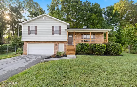 412 Bowers Park Cir, Knoxville, TN 37920