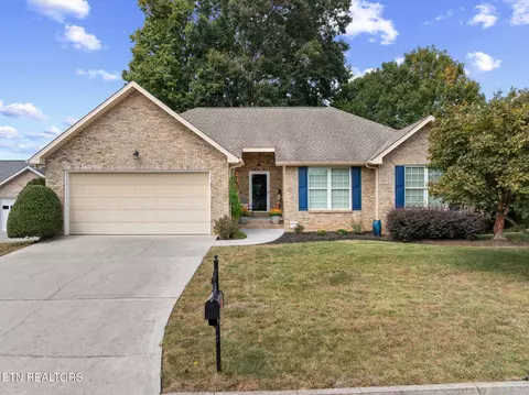 5609 Reinhardt Ln, Knoxville, TN 37924
