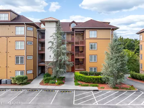 527 River Place Way #516, Sevierville, TN 37862