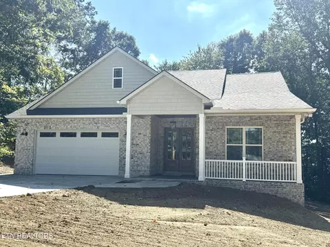 1127 Edith Ln, Lenoir City, TN 37771