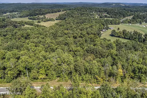 167 Canter Way, Lenoir City, TN 37771