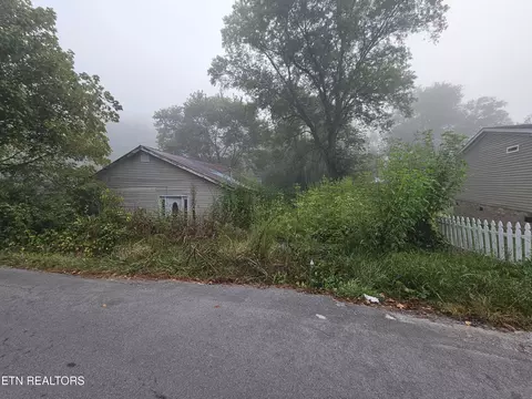 118 Polly Hollow Right Fork Rd, Middlesboro, KY 40965