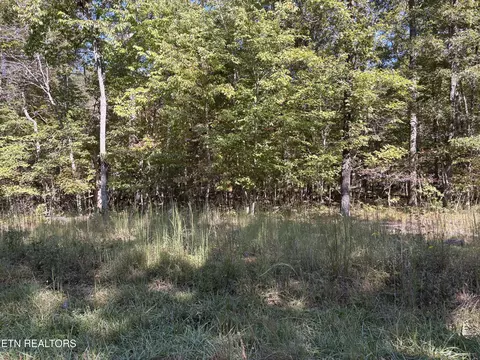 1231 Natchez Trce, Crossville, TN 38572