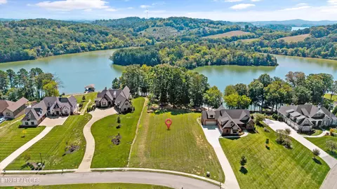 284 Morganton Cv, Greenback, TN 37742