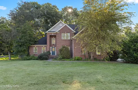 12716 Comblain Rd, Knoxville, TN 37934