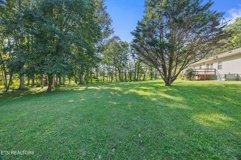 1357 Franklin Loop, Clarkrange, TN 38553 photo 21