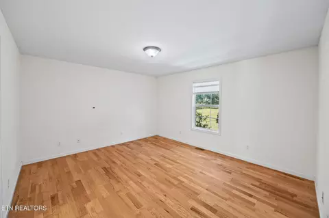 1357 Franklin Loop, Clarkrange, TN 38553 photo 9