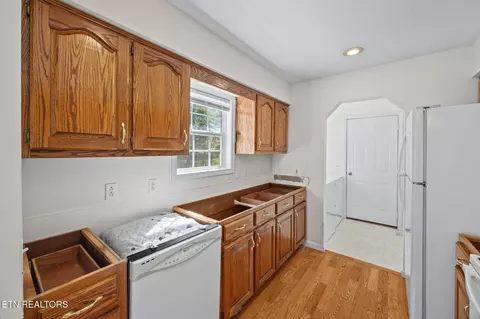 1357 Franklin Loop, Clarkrange, TN 38553 photo 7