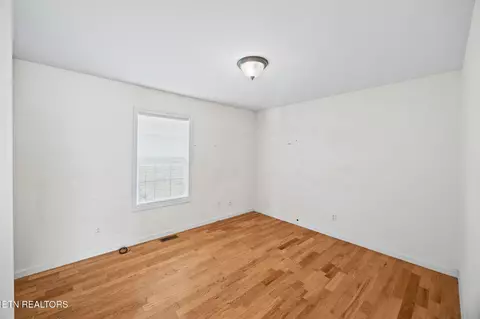 1357 Franklin Loop, Clarkrange, TN 38553 photo 15