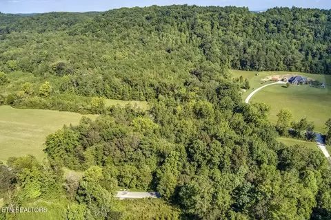 7850 S Nopone Valley Rd, Decatur, TN 37322