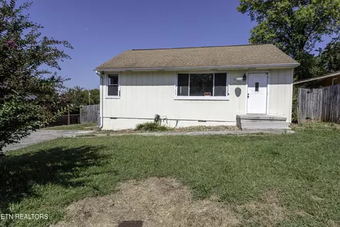 186 Fletcher Ct, Maryville, TN 37804