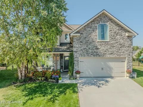 2637 Turkey Trot Ln, Knoxville, TN 37932