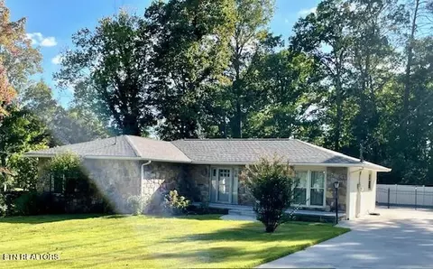 5109 Kesterwood Dr, Knoxville, TN 37918