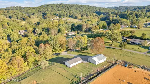 40 Spring Lane Ln, Fall Branch, TN 37656 photo 29
