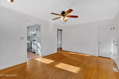 40 Spring Lane Ln, Fall Branch, TN 37656 photo 21