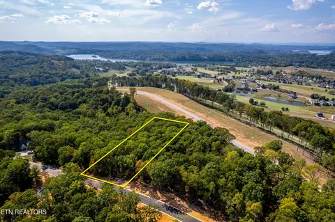2501 Old Dogwood Tr, Loudon, TN 37774