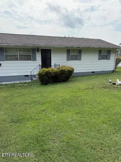 414 S Chamberlain Ave, Rockwood, TN 37854