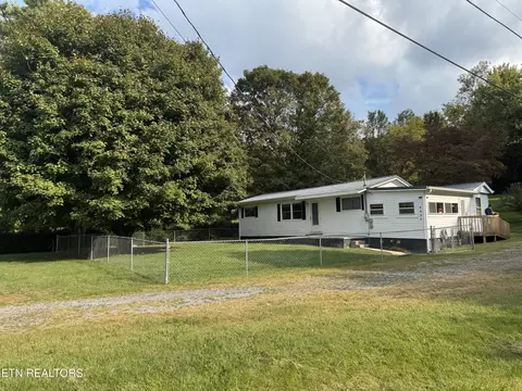 6650 E Andrew Johnson Hwy Hwy, Whitesburg, TN 37891