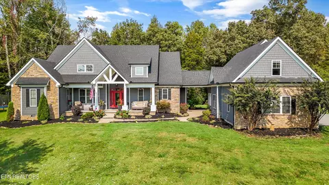 7876 Hines Valley Rd, Lenoir City, TN 37771