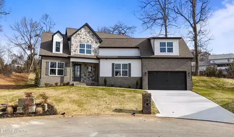 4542 Christine Lynnae St, Knoxville, TN 37938
