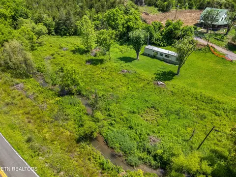 View/Area - 111 Kyle Valley Rd, Eidson, TN 37731 photo 6 of 13